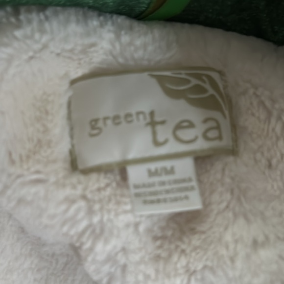 Green puffer vest - Picture 5 of 6